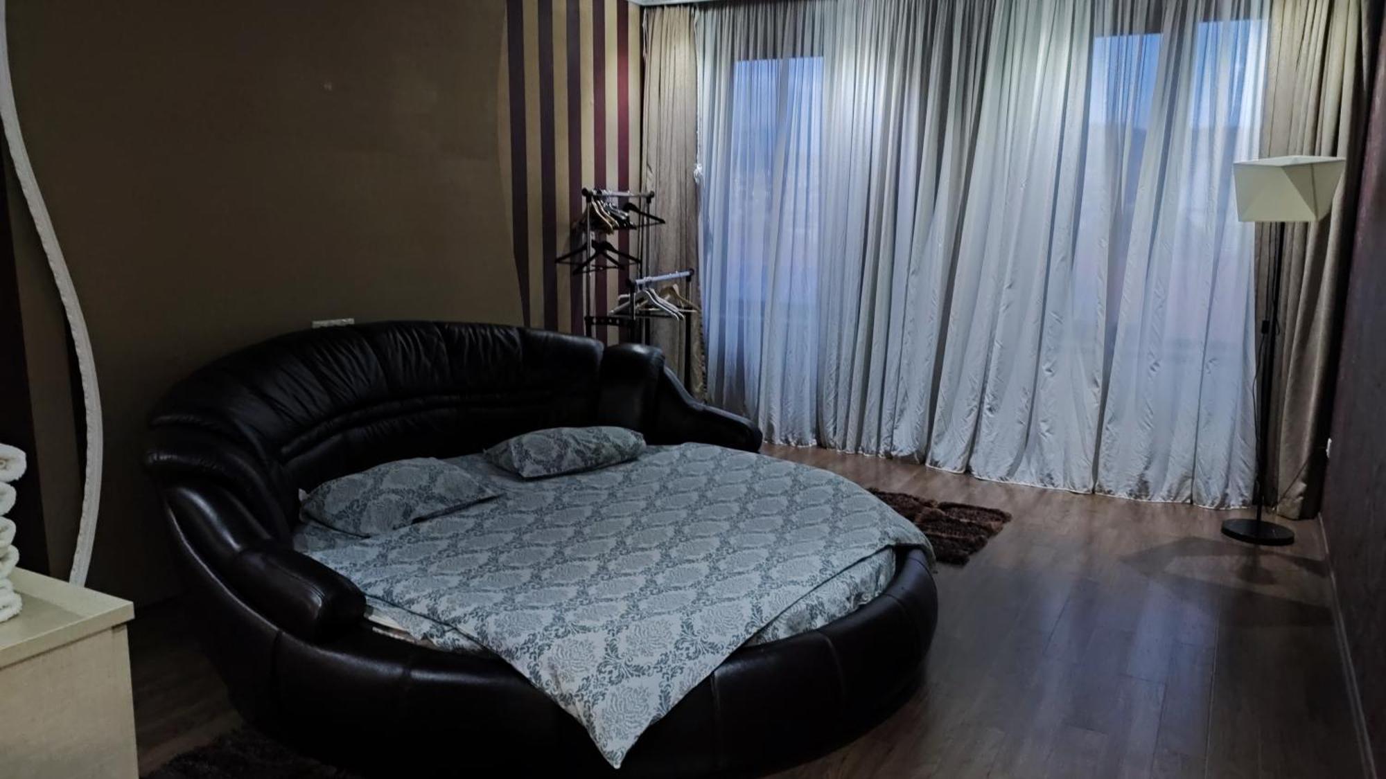 Cosy Apartment In The City Centre Тбілісі Екстер'єр фото